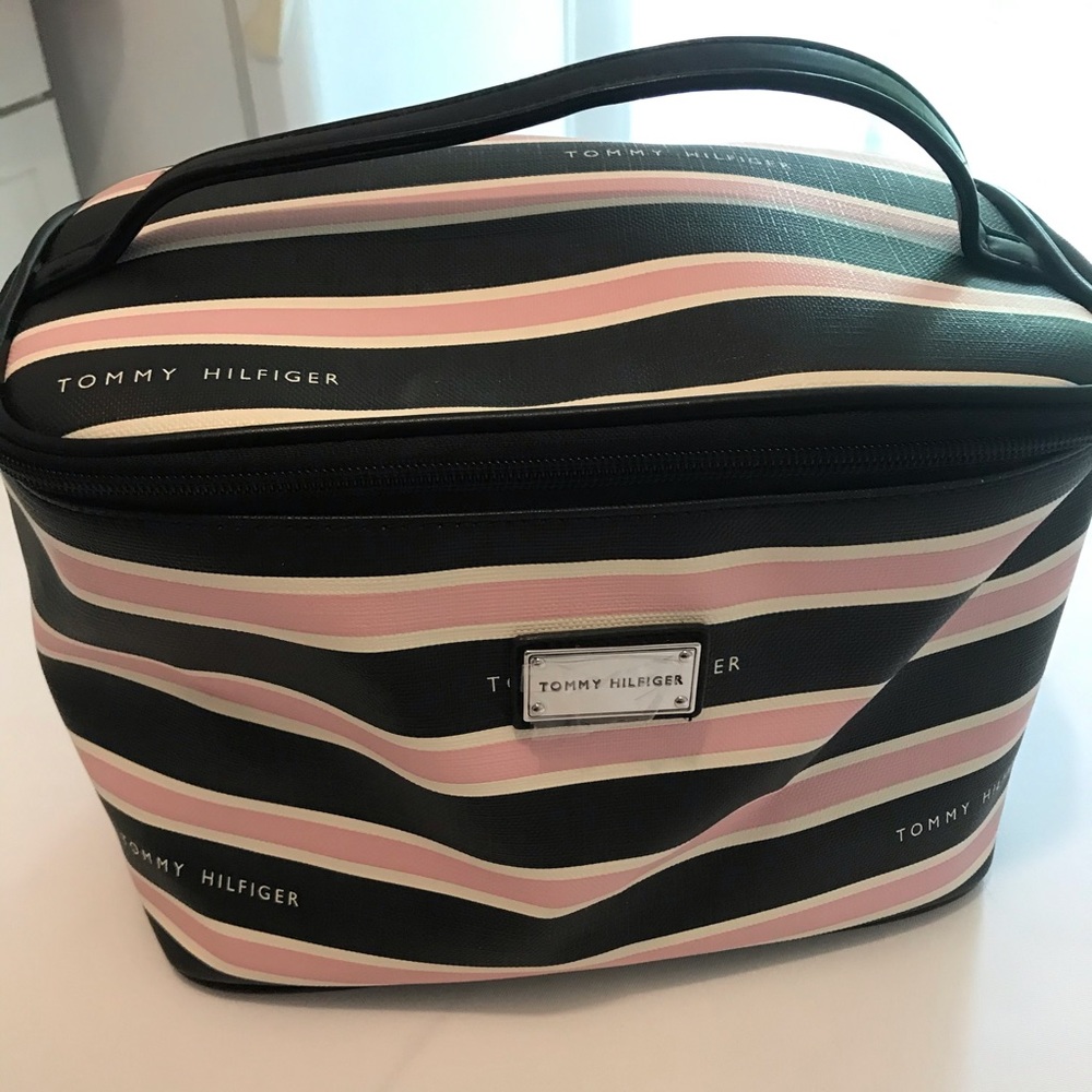 Tommy Hilfiger Make Up Bag